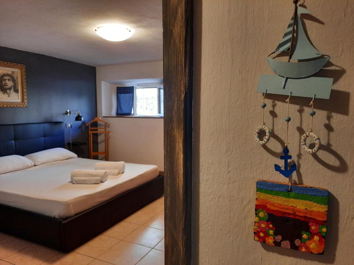 La Piccolina Apartment เวียเรจโจ ภายนอก รูปภาพ